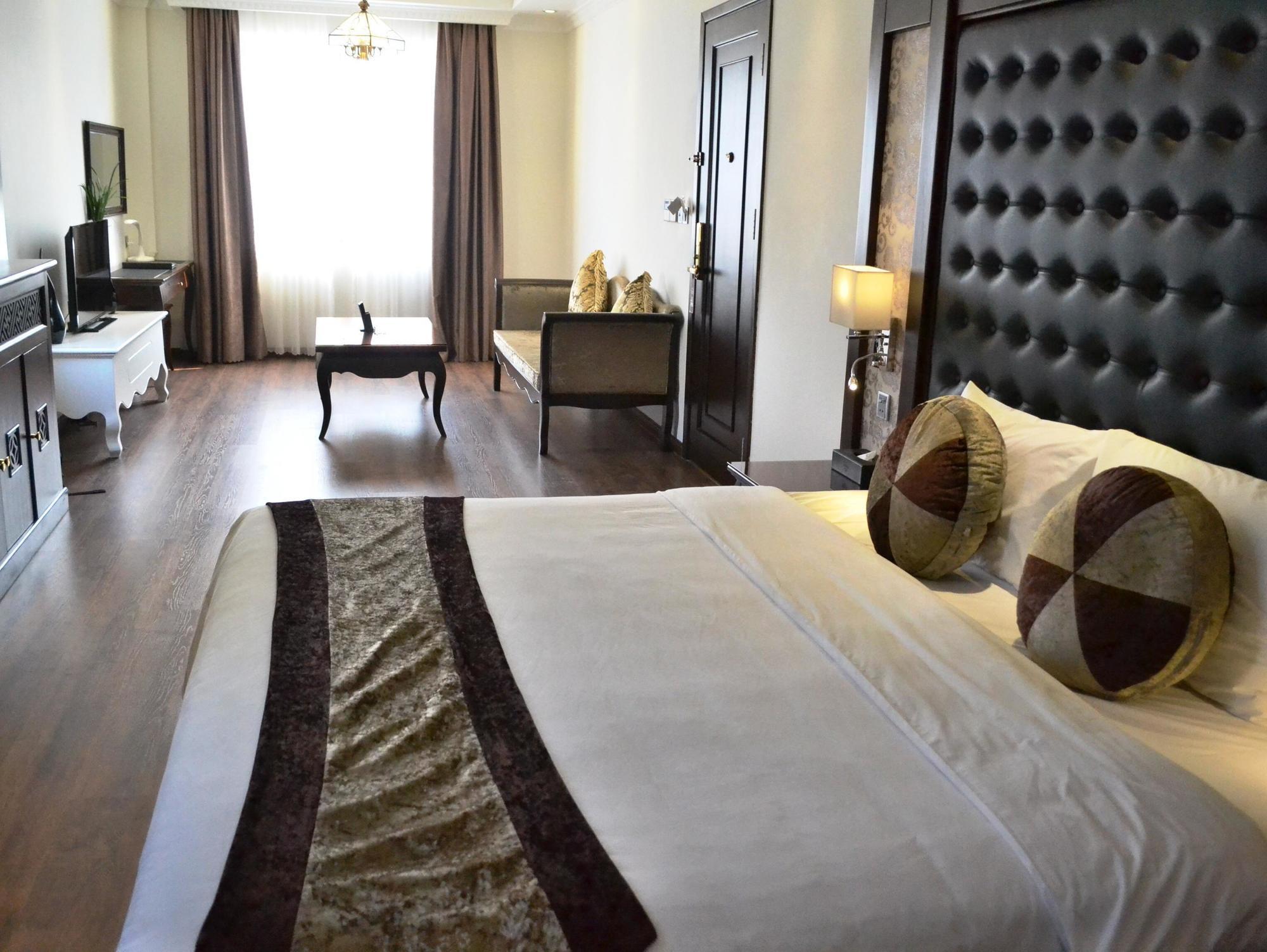 City Bay Hotel הלונג מראה חיצוני תמונה