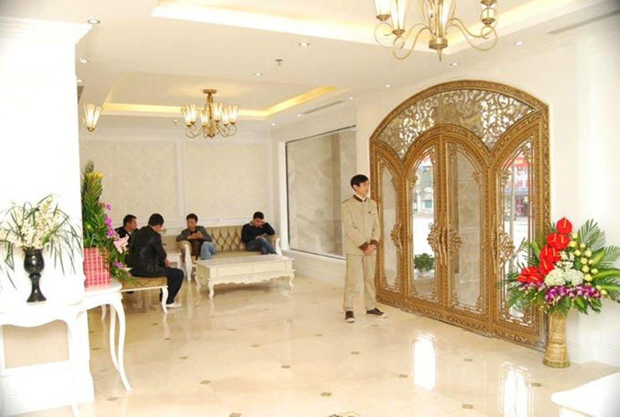 City Bay Hotel הלונג מראה חיצוני תמונה